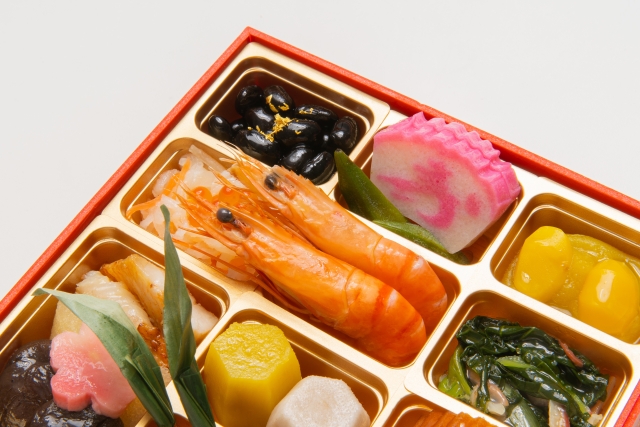 オイシックスのおせち料理の配達日・お届け日、配送、送料まとめ